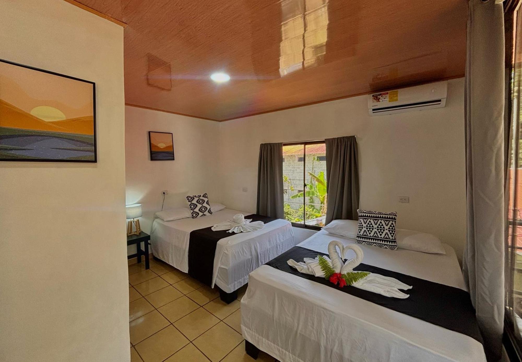 Carey Lodging Tortuguero Extérieur photo
